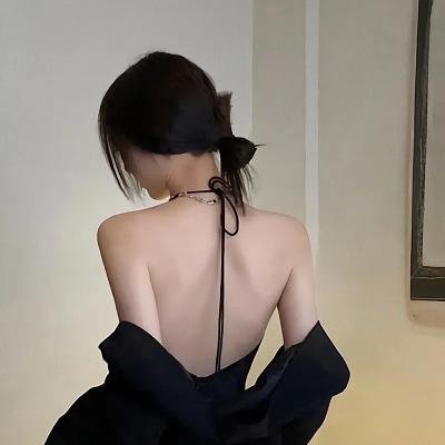 小孤儿海报